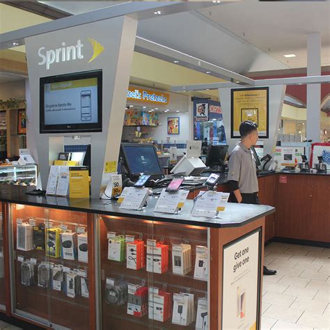 sprint store sales reps lie